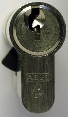 lock image